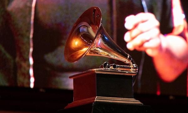 64th-grammy-officially-postponed-due-to-omicron