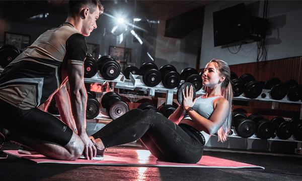 womans-viral-tiktok-thanks-a-man-at-the-gym-for-not-staring-at-her-while-she-did-squats-news