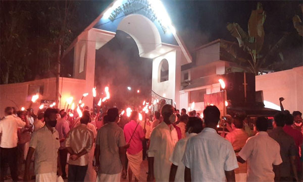 Almaya munnettam protest in front of mount st. Thomas