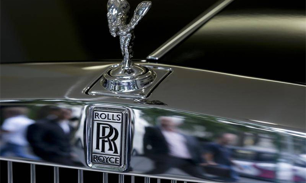 rolls-royce-to-electrify-complete-range-by-2030-
