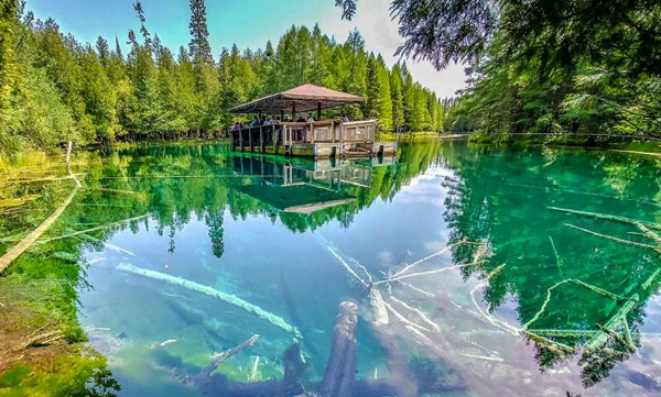 a-hidden-gem-michigans-largest-freshwater-spring-kitch-iti-kipi