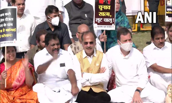 Congress protest on fuel price hike