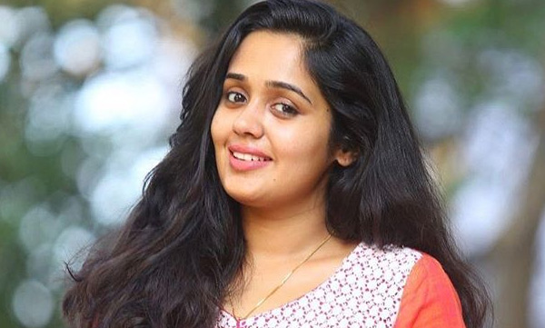 ananya-reveals-her-diet-plan