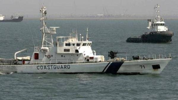 Pakistani boat with 9 people apprehended near Gujarat coast