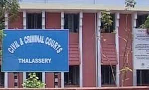 thalassery sudhirkumar murder case accused  acquitted by court 