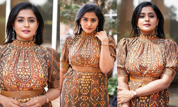 stylish-outfit-cute-pictures-remya-nambeesan-viral
