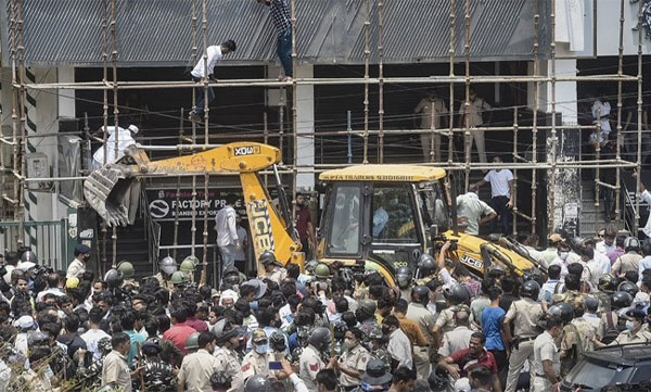 Supreme Court Rebukes CPI(M) Over Shaheen Bagh Plea 