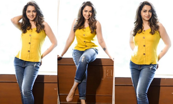 bhavana-new-yellow-dress-look