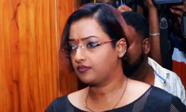 dollar-smuggling-customs-on-swapna-suresh-164-statement