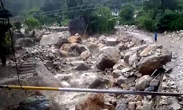amarnath-cloudburst-latest-updates-16 Killed-Mangalam English