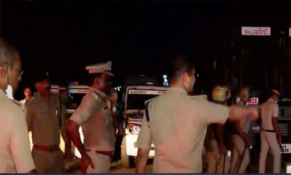 protest at kozhikode beach