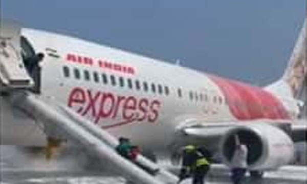 Smoke at Air India express flight from Muscut to Kochi