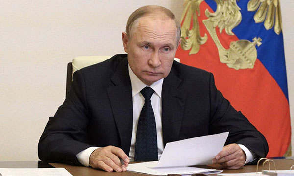 Russian President Vladimir Putin again Survives Assassination Attempt