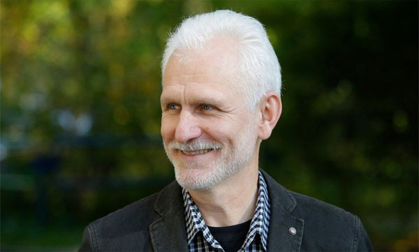 Ales Bialiatski, Russia's Memorial, Ukraine's Center for Civil Liberties win 2022 Nobel Peace Prize