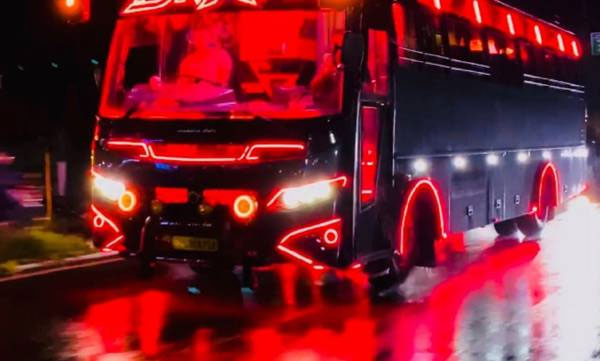 Tourist bus owners to strike