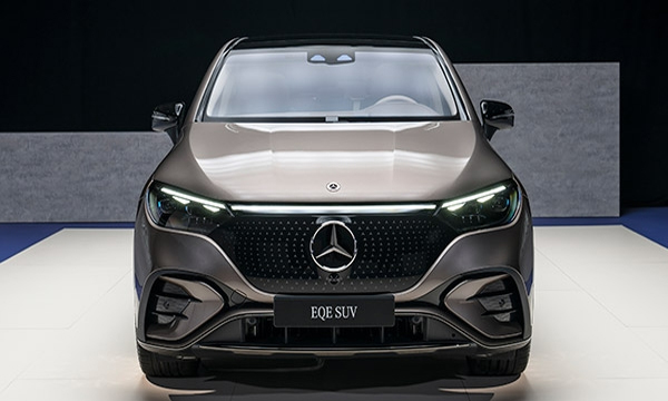 mercedes-benz-eqe-suv-revealed-with-590km-range-and-powerful-amg-variant-news