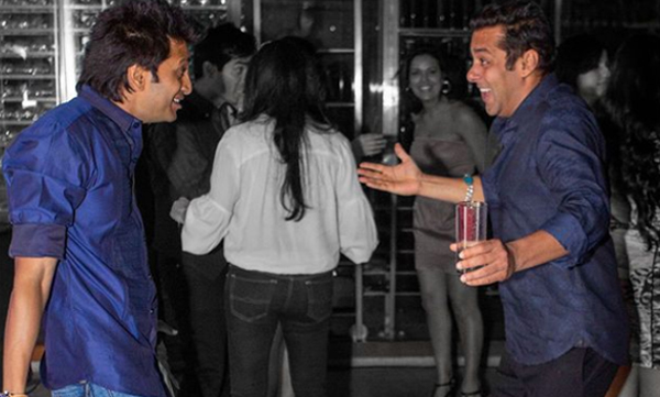 Rithesh deshmukh and Genelia's heartful wish for salman khan's birthday