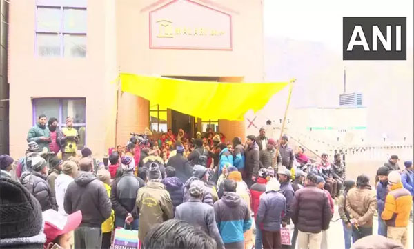 Joshimath Sinking: Cracks noticed in 723 buildings, every affected family to get Rs 1.5 lakh immediately