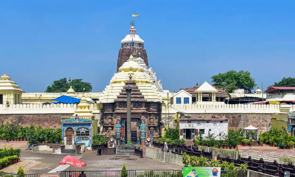 Hordes of rodents invade Puri shrine