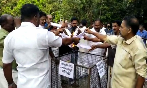 Ernakulam Arch diocese denied Cardinal Alenchery's circular; rift at Kochan church