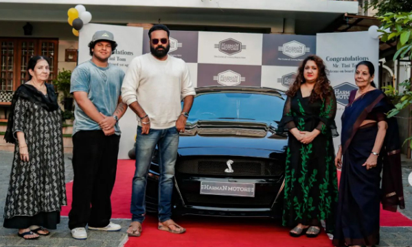 tini-tom-added-used-ford-mustang-gt-sports-car-to-his-garage