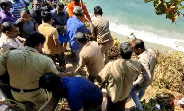 A person who came down to bathe in Varkala beach died in the sea