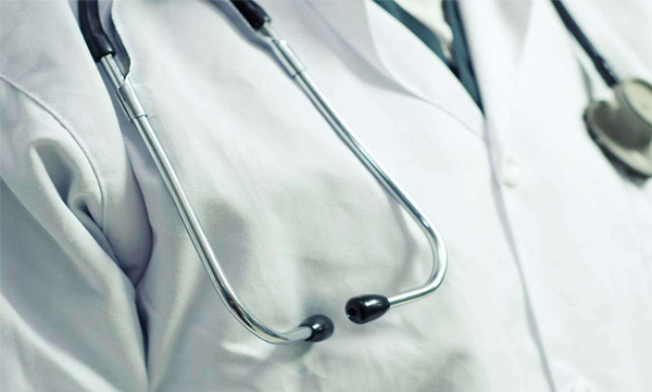 Vigilance arrests two doctors of Chavakkad taluk hospital who took bribe