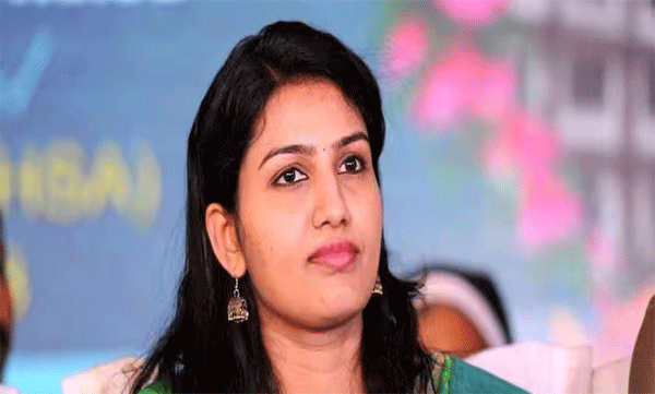 'It's pride to hear you're a girl, protest when you're told you're just a girl'; Renuraj with the note