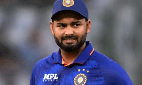 Rishabh Pant inside swimming pool