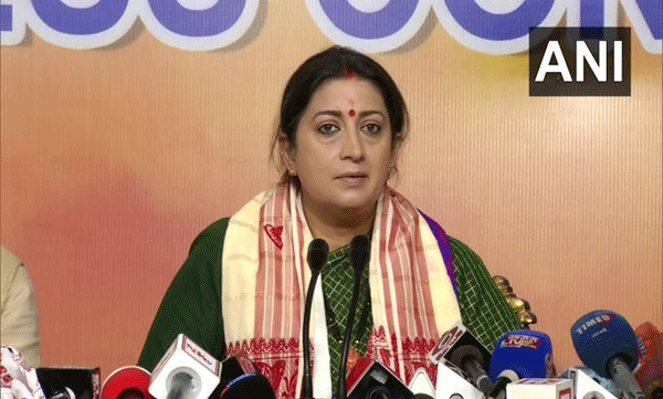 Union Minister Smriti Irani against Rahul Gandhi in Cambridge speech