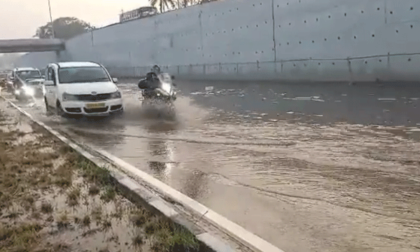 waterlogged in expressway 