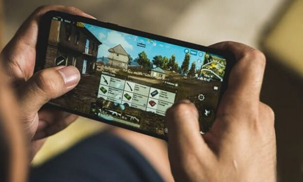 dad punished the child  to play the game for 17 hours