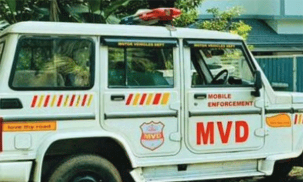 1000 crores should be collected: Government is turning the motor vehicle department into a machine to squeeze people