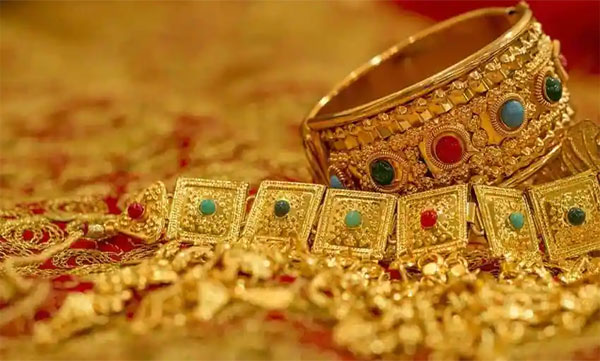 Gold ornaments hall mark extended to 3 months