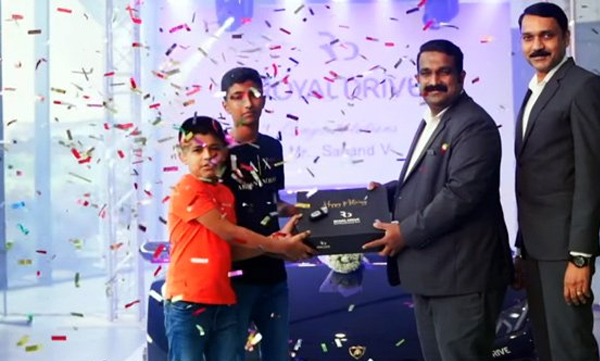 prithviraj-lamborghini-huracan-supercar-sold-to-calicut-businessman-images-and-videos-viral