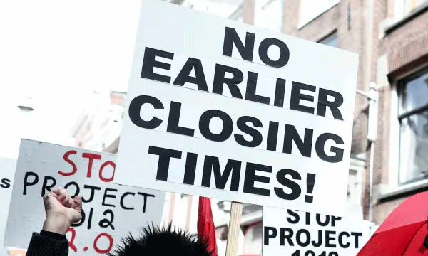 Amsterdam cracks down on rowdy red light district