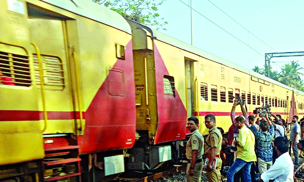 elathur train attack case