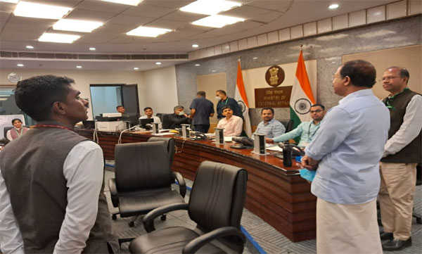 EAM opens control room to help NRIs from Sudan