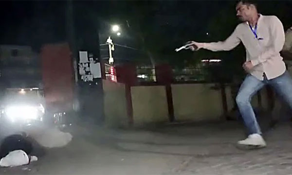 5 UP Policemen Suspended  in Gangster Atiq Ahmed's Killing