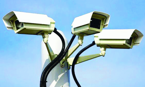 Under the guise of the project, the commission of crores was overturned