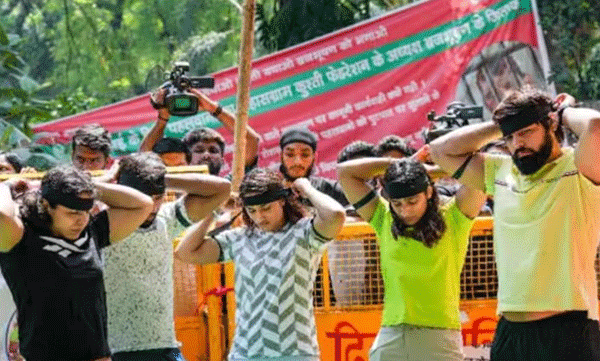 strike against brij bhushan actors wear black badges record minor girl s statement 