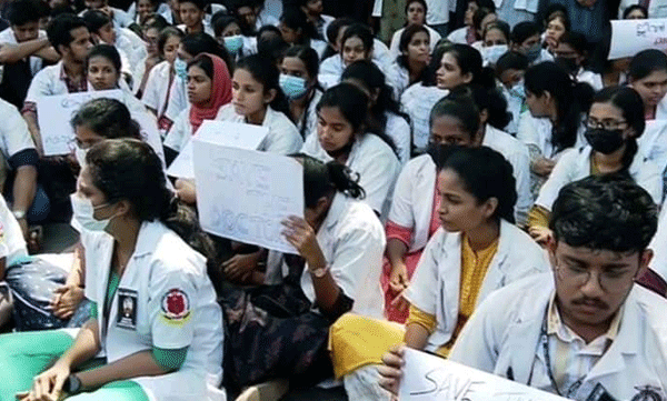 pg doctors strike partially  withdrawn after meeting with health minister 