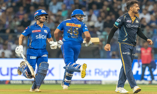 mi vs gt gujarat titans won the toss and choose to bowl