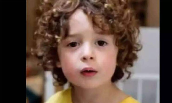 7-year-old gets attention by designing clothes for celebrities