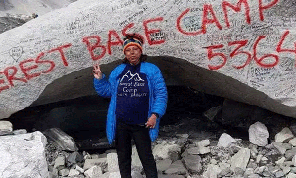 Indian woman dies before reaching Everest to conquer Everest with a heart fitted with a pacemaker