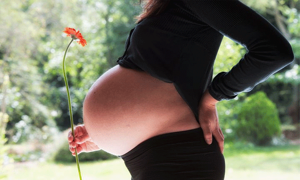 Can you take back a baby shower gift from a friend who miscarried? Young woman seeks answers on social media