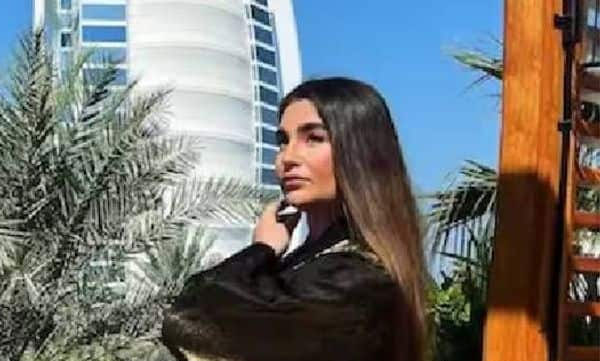 70 lakhs spent on a day's shopping. Wife's main hobby is spending her husband's money