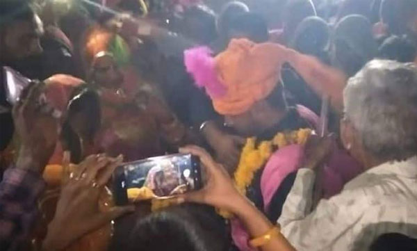 On the day of the wedding, the groom waited 13 days for the bride, who ran away with her lover, wearing a wedding dress at the wedding venue