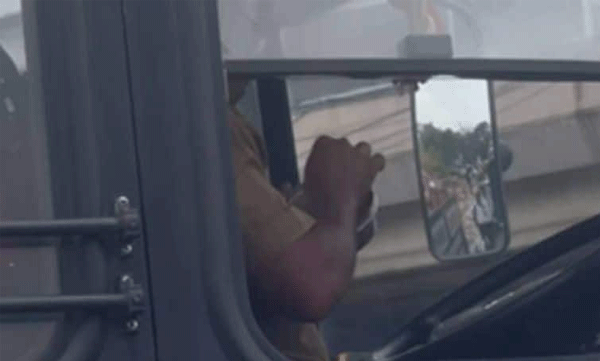 Bus Driver Eating Lunch During Long Traffic Block: Video Goes Viral