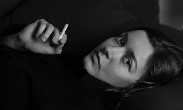 Health experts say that smoking can also cause blindness